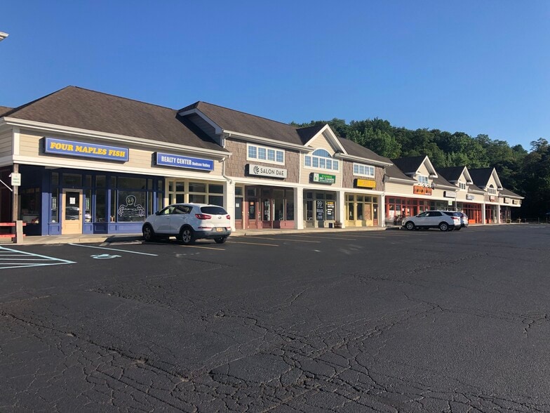 More Photos Of 1820 NEW HACKENSACK Rd, Poughkeepsie Unknown For Lease