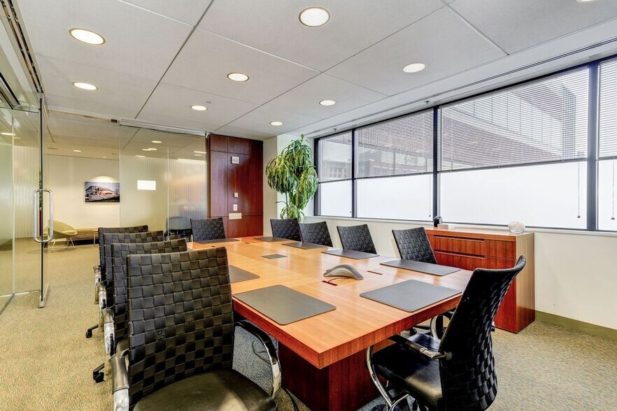 More Photos Of 4800 Hampden Ln, Bethesda Coworking Space