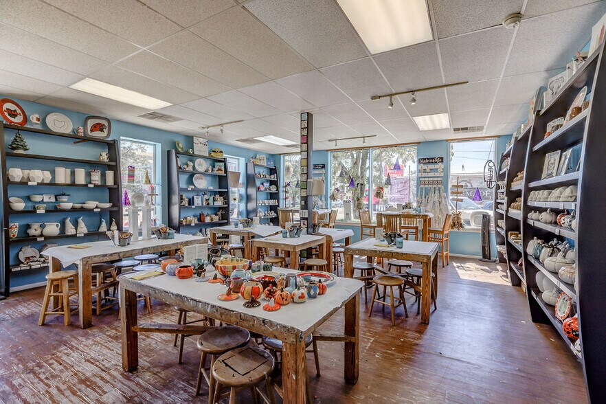 More Photos Of 100 W High St, Oxford Storefront Retail Residential For Sale