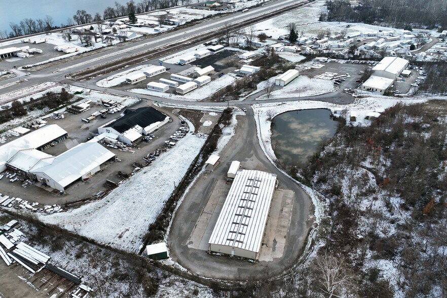 More Photos Of 150 Ayers Blvd, Belpre Light Distribution For Lease