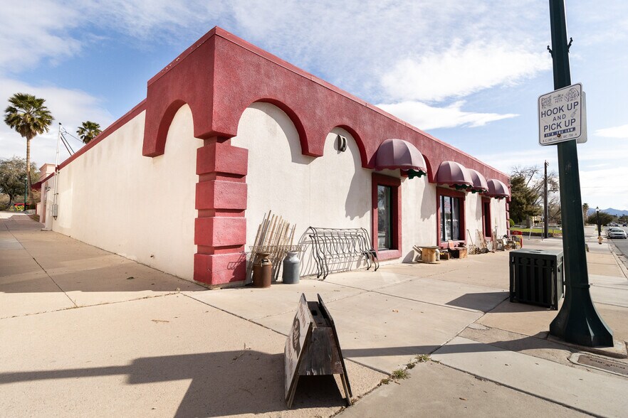 More Photos Of 1212 Wyoming St, Boulder City Storefront Retail Residential For Sale