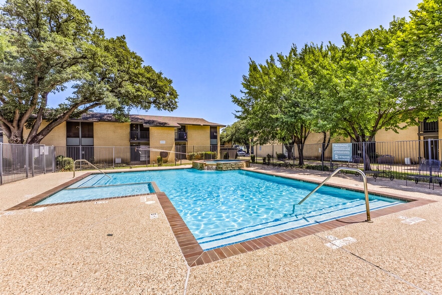 More Photos Of 531 S Belt Line Rd, Grand Prairie Apartments For Sale