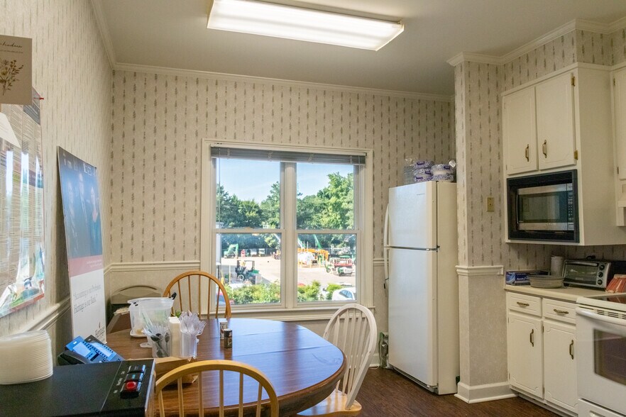 More Photos Of 1299 Battlecreek Rd, Jonesboro Medical For Sale