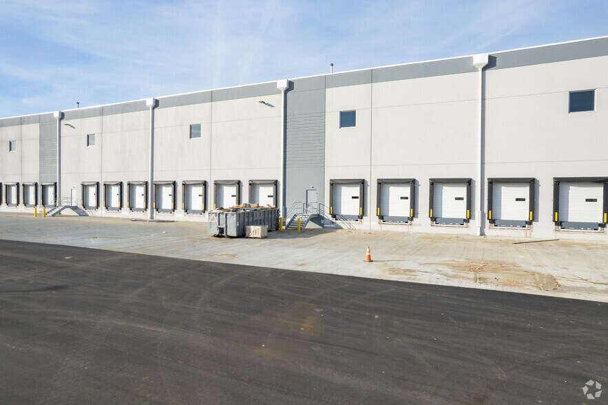 More Photos Of 201 Route 73 S, Palmyra Warehouse For Lease