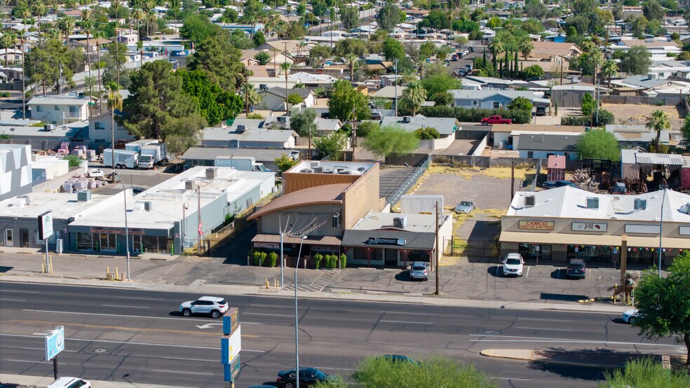 More Photos Of 2827 E Bell Rd, Phoenix Restaurant For Sale
