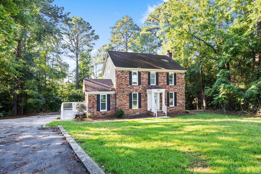 More Photos Of 5037 Sunset Blvd, Lexington Office For Sale