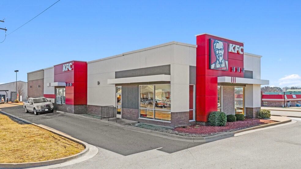 More Photos Of 1404 W Deyoung St, Marion Fast Food For Sale