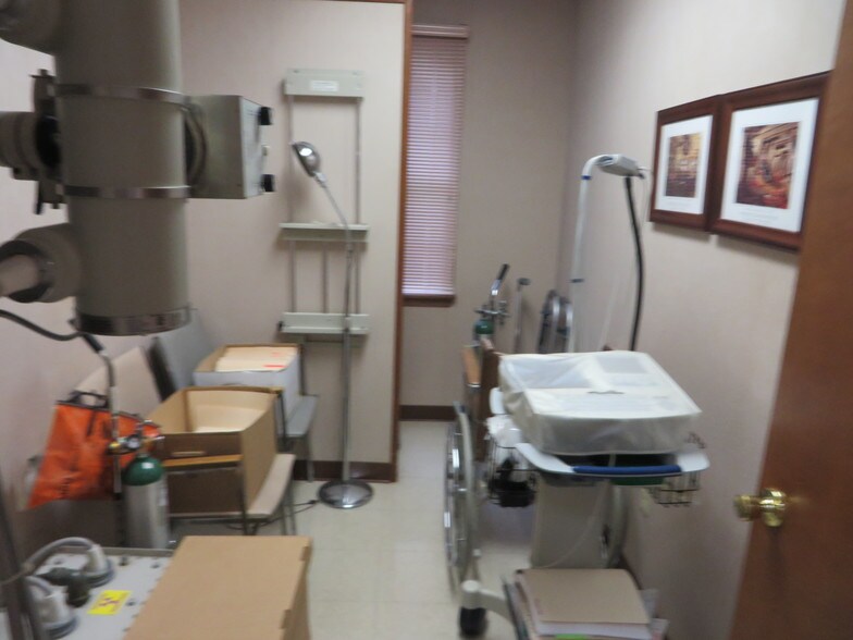 More Photos Of 1130 US Highway 202 S, Raritan Medical For Sale