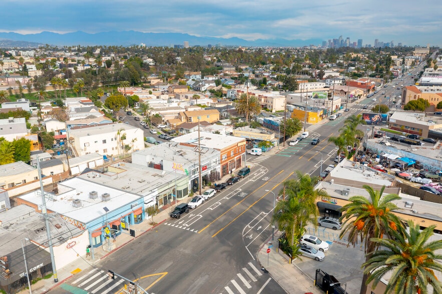 More Photos Of 4765 W Adams Blvd, Los Angeles Storefront For Sale