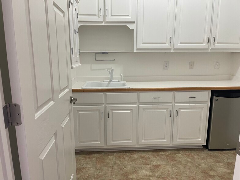 More Photos Of 440 S Peachtree St, Norcross Loft Creative Space For Lease