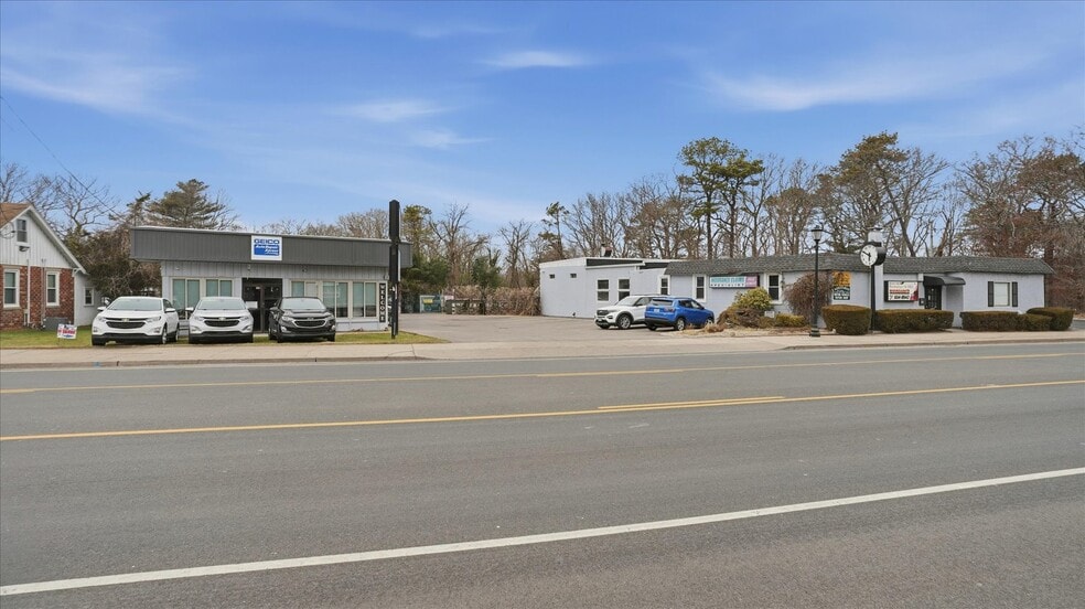 More Photos Of , Medford General Retail For Sale