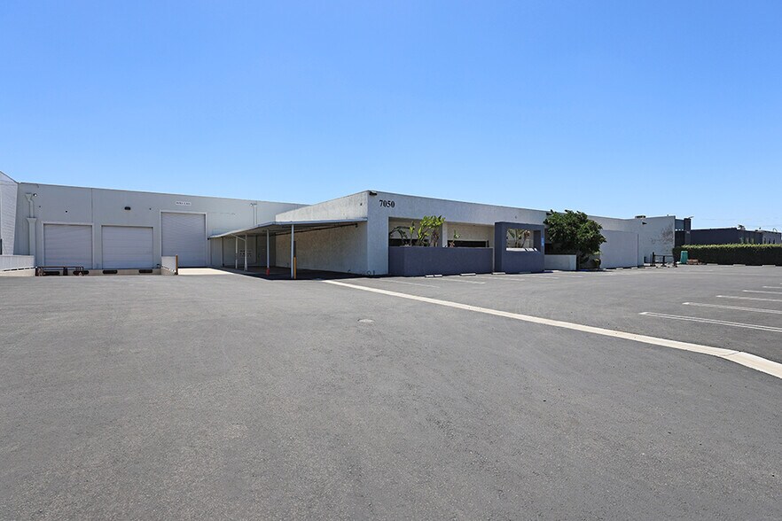 Primary Photo Of 7050 Valjean Ave, Van Nuys Warehouse For Lease