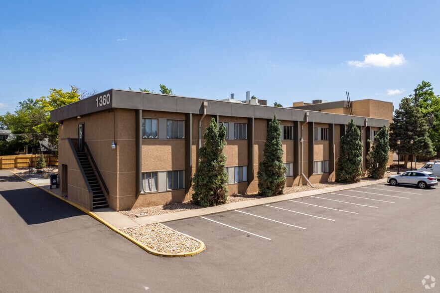 More Photos Of 1360 S Wadsworth Blvd, Lakewood Office For Lease