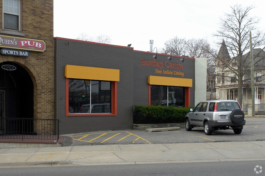 More Photos Of 1420 Lake Dr SE, Grand Rapids Restaurant For Lease