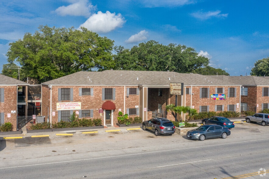 Primary Photo Of 3940 S Shaver St, Houston Apartments For Sale