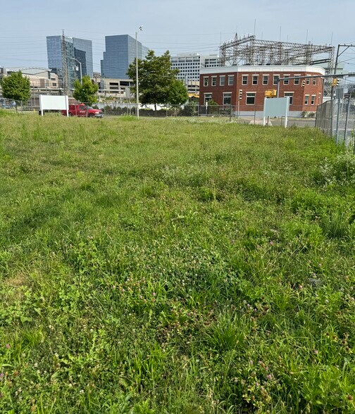 More Photos Of 495-519 Pacific st, Stamford Land For Sale