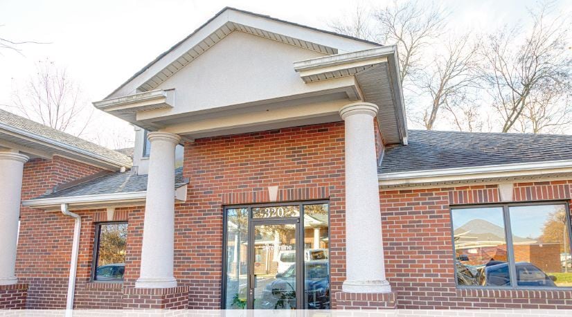 Primary Photo Of 400 Sugartree Ln, Franklin Office For Sale