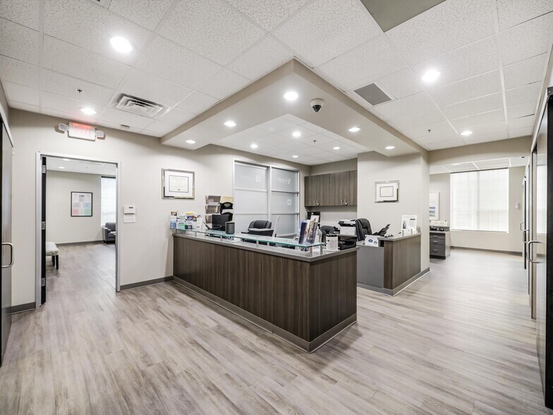 More Photos Of 7709 San Jacinto Pl, Plano Loft Creative Space For Sale