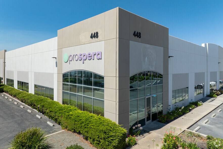 More Photos Of 444-490 Commerce Way, Livermore Warehouse For Sale