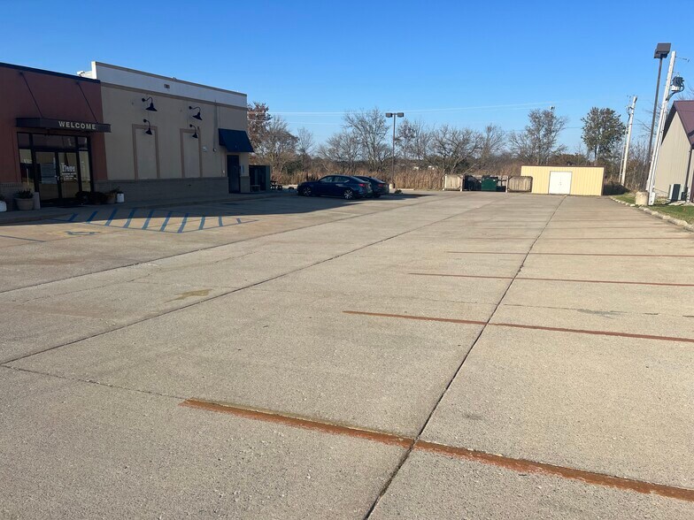 More Photos Of 1020 W Buchanan St, California Fast Food For Sale