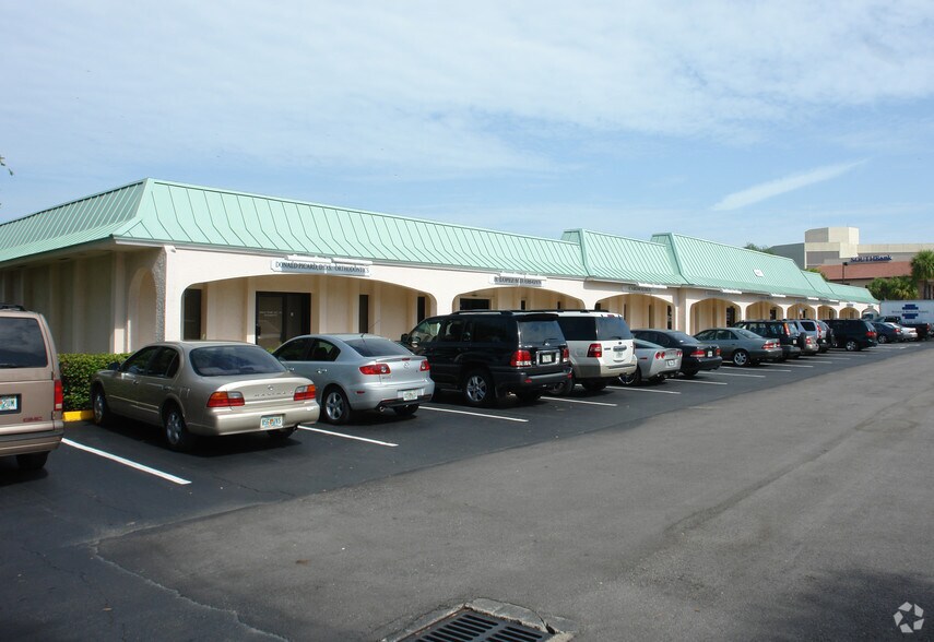 Primary Photo Of 10887 N Military Trl, Palm Beach Gardens Medical For Lease