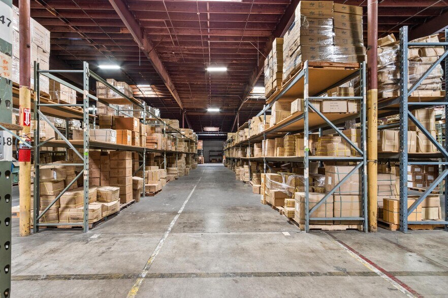 More Photos Of 6310 Corsair St, Commerce Manufacturing For Sale