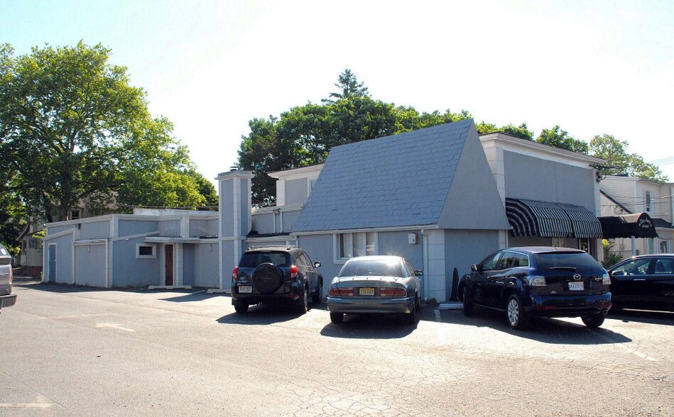 More Photos Of 420 Higgins Ave, Brielle Restaurant For Sale