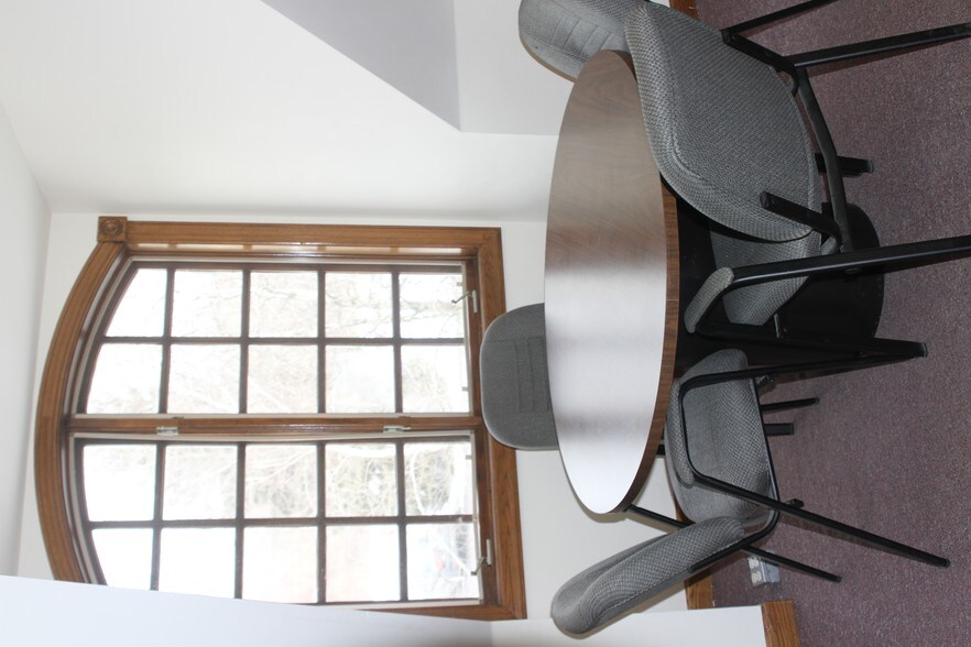More Photos Of 201 E Dundee Rd, Palatine Office For Sale