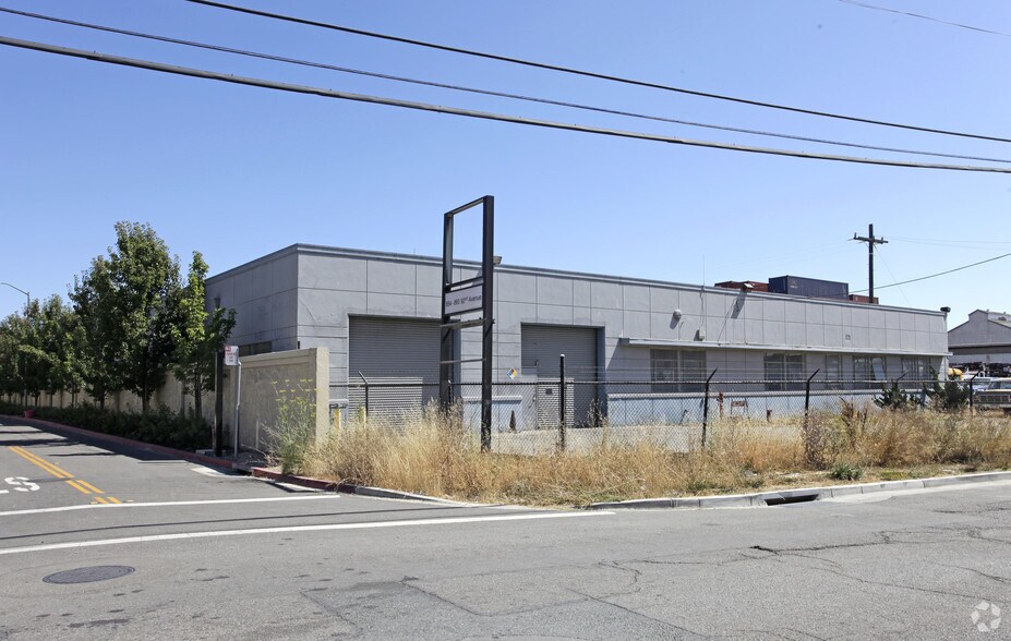 More Photos Of 850 92nd Ave, Oakland Warehouse For Lease