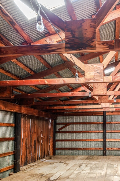 More Photos Of 357 Columbia St, Hudson Warehouse For Sale