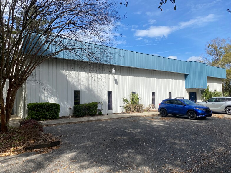 More Photos Of 6555 Grace Ln, Jacksonville Light Manufacturing For Sale