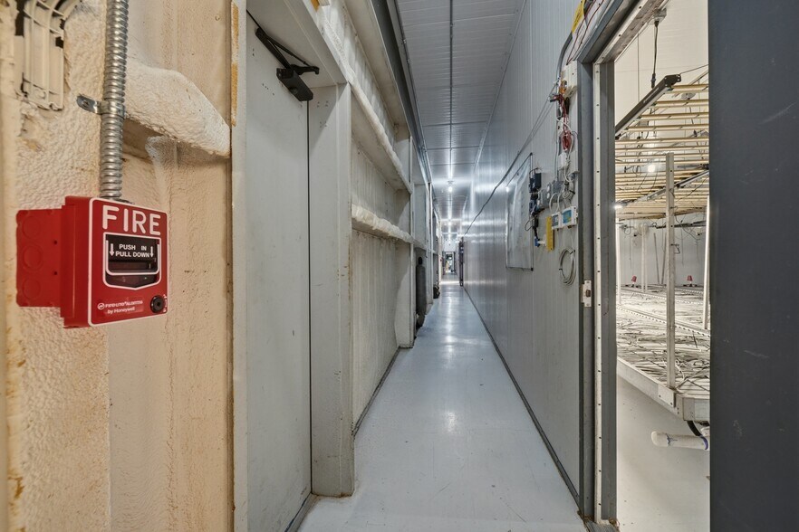 More Photos Of 1203 NW Airport Rd, Cache Industrial For Sale