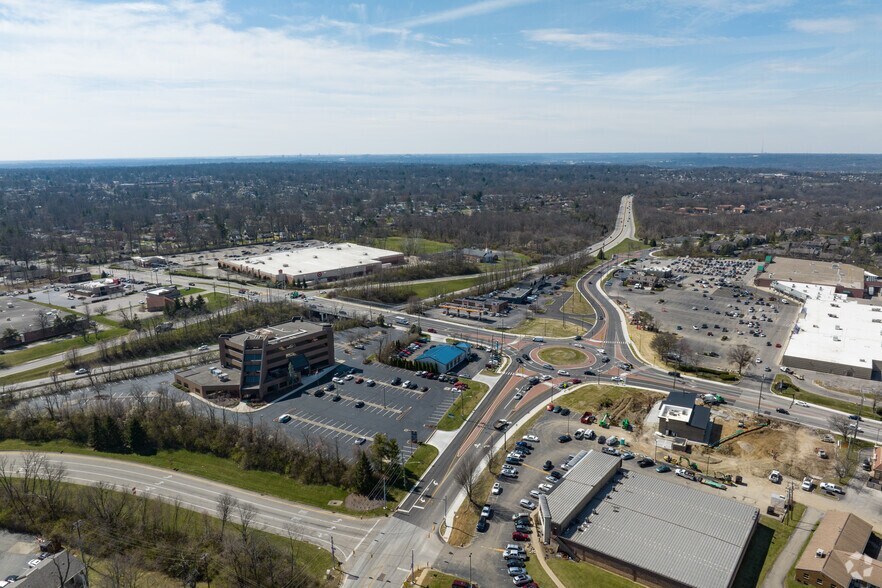 More Photos Of 4243 Hunt Rd, Cincinnati Medical For Lease