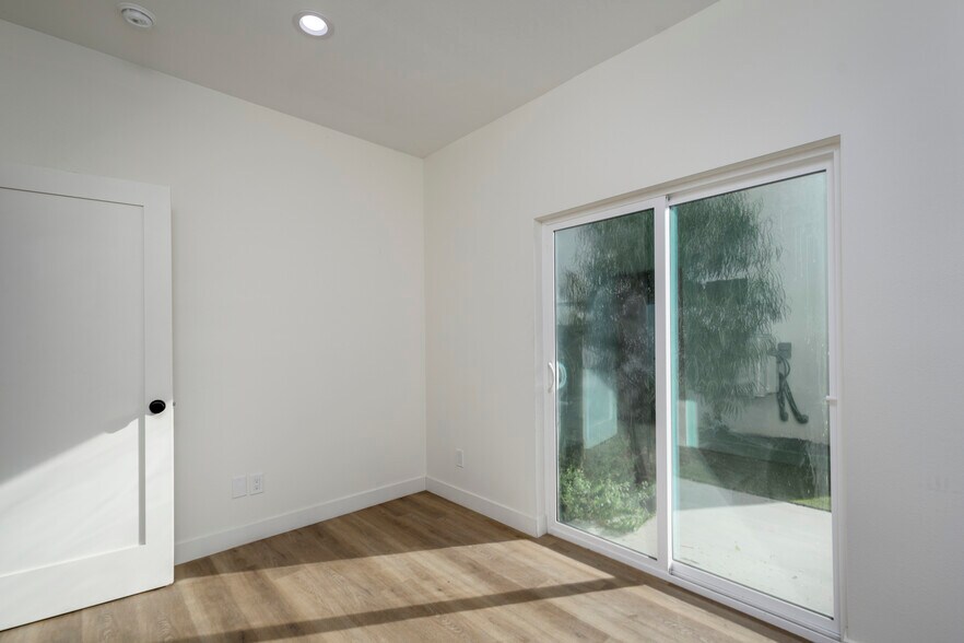 More Photos Of 5822 Gage Ave, Bell Gardens Apartments For Sale