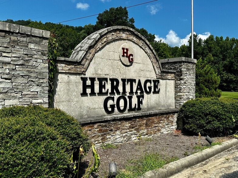 More Photos Of 1364 Heritage Rd, Oneonta Golf Course Driving Range For Sale