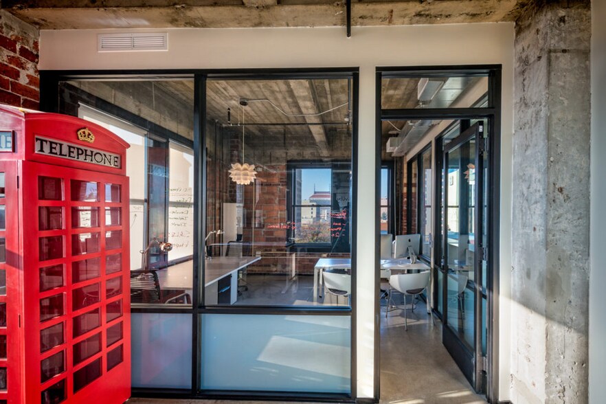 More Photos Of 1060 Fulton St, Fresno Office For Sale