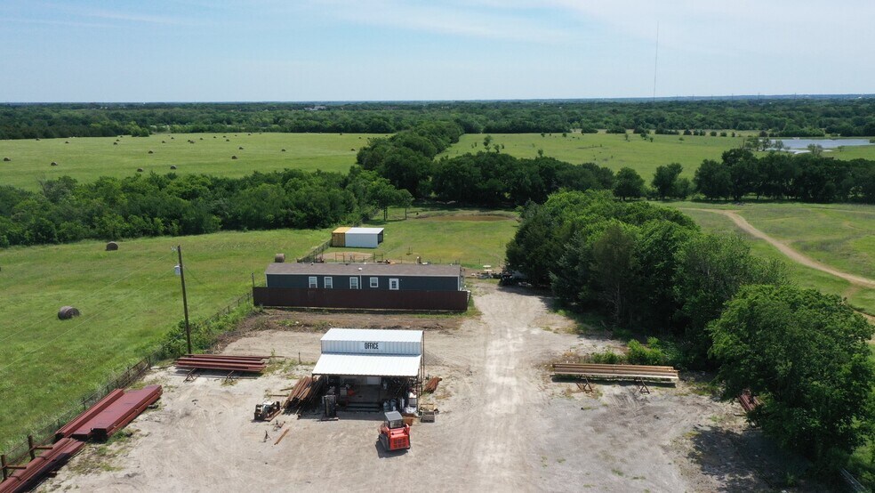 More Photos Of 8340 State Highway 78 N, Blue Ridge General Retail For Sale