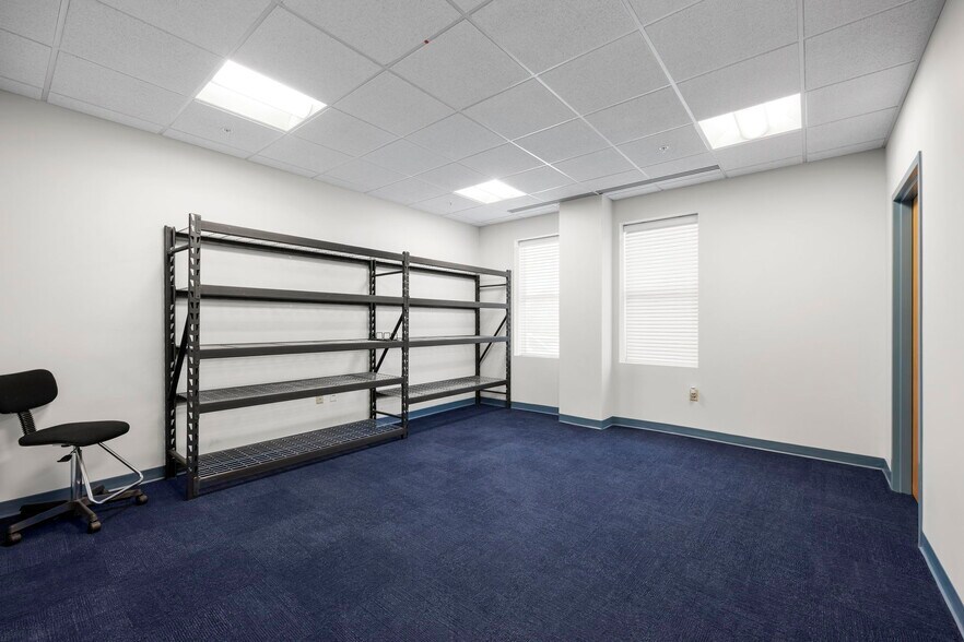 More Photos Of 801 N 2nd St, Berthoud Distribution For Sale