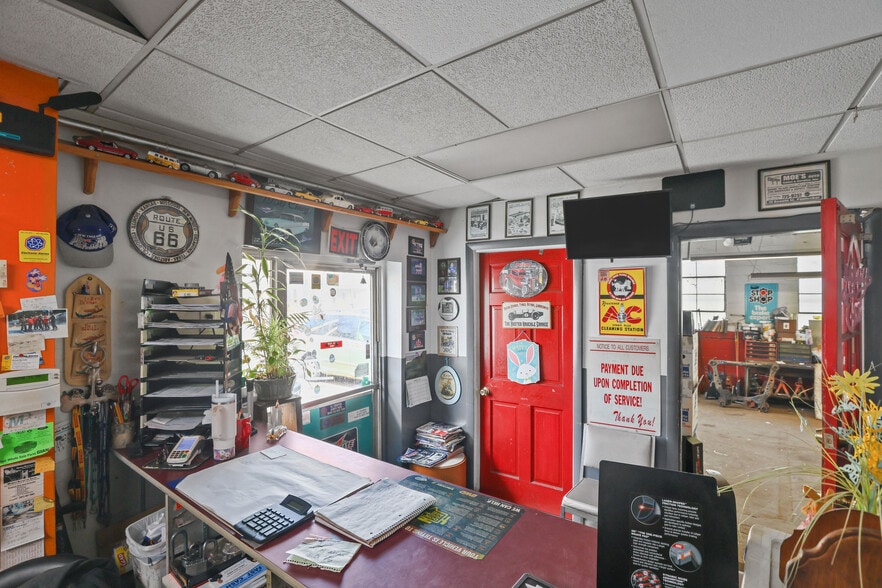 More Photos Of 19 Benefit St, Pawtucket Industrial For Sale