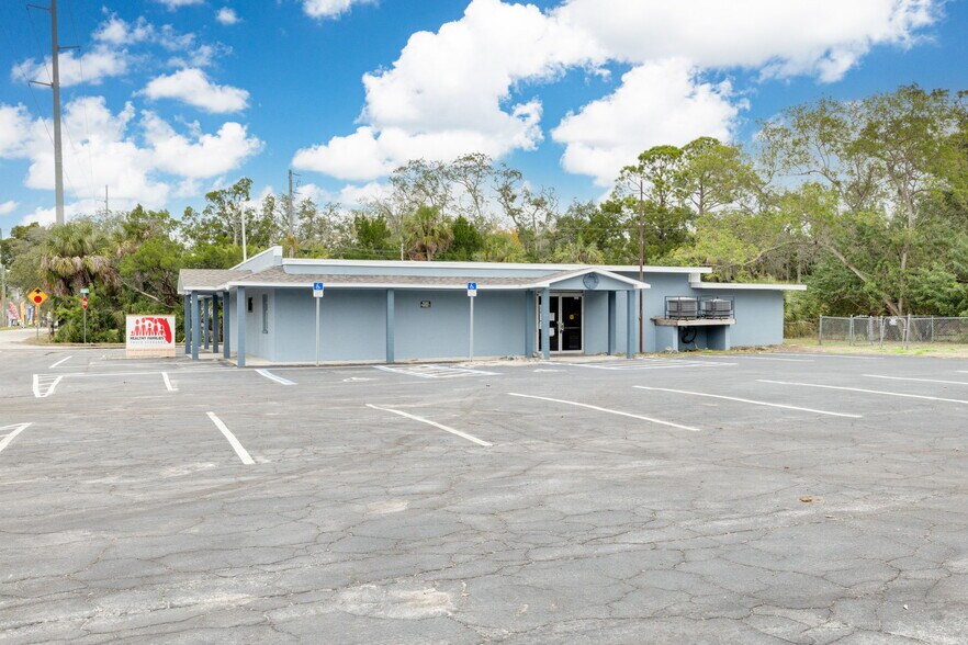 More Photos Of 14120 Old Dixie Hwy, Hudson Loft Creative Space For Lease