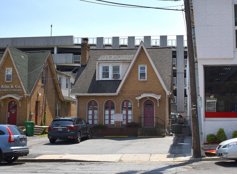 Primary Photo Of 912 Silver Spring Ave, Silver Spring Office Residential For Sale