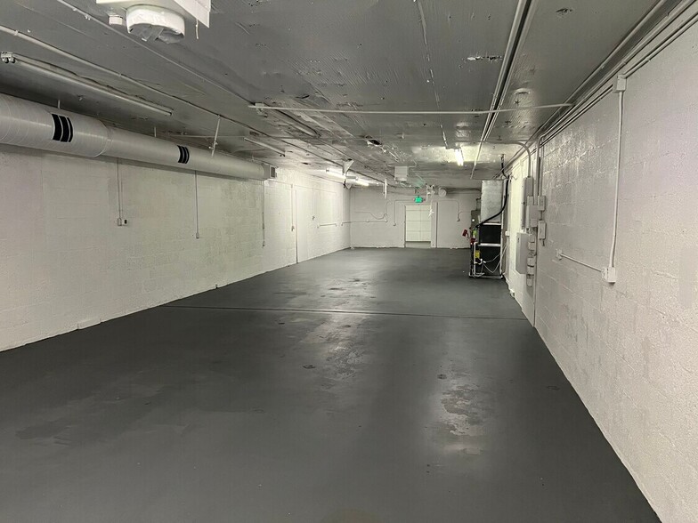 More Photos Of 4228 York St, Denver Warehouse For Sale
