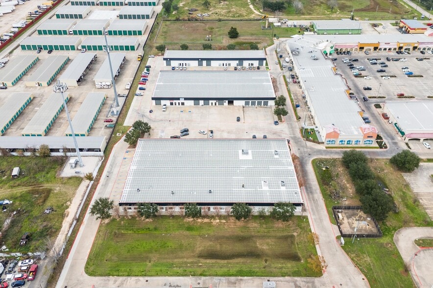 More Photos Of 3115 Fry Rd, Katy Unknown For Lease