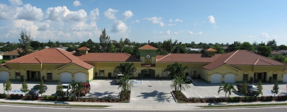 More Photos Of 1216 SW 4th St, Cape Coral Office For Lease