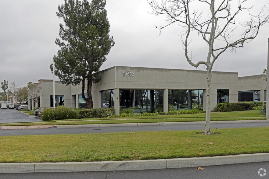 More Photos Of 10600 N Trademark Pky, Rancho Cucamonga Office For Lease