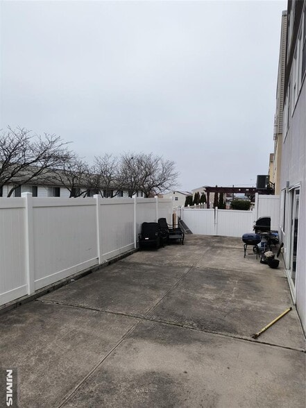 More Photos Of 6805 Meadowview Ave, North Bergen Apartments For Sale