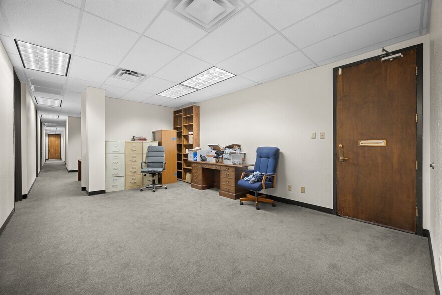 More Photos Of 1411 West Ave, Austin Office For Sale