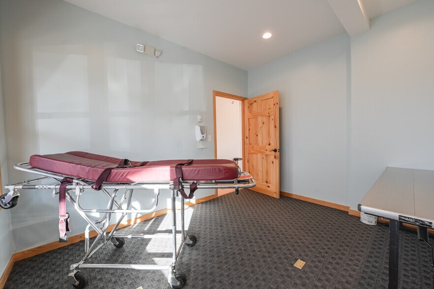 More Photos Of 322 N Main St, Gunnison Office Residential For Sale