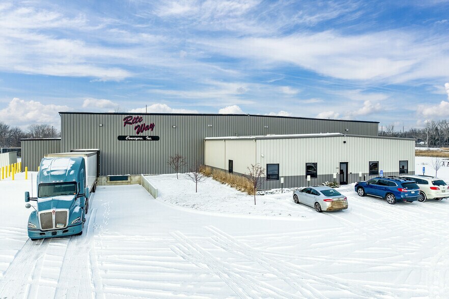 Primary Photo Of 1105 Benjamin Ave, Hutchinson Manufacturing For Sale