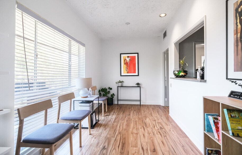 More Photos Of 122 S Patterson Ave, Santa Barbara Office For Sale